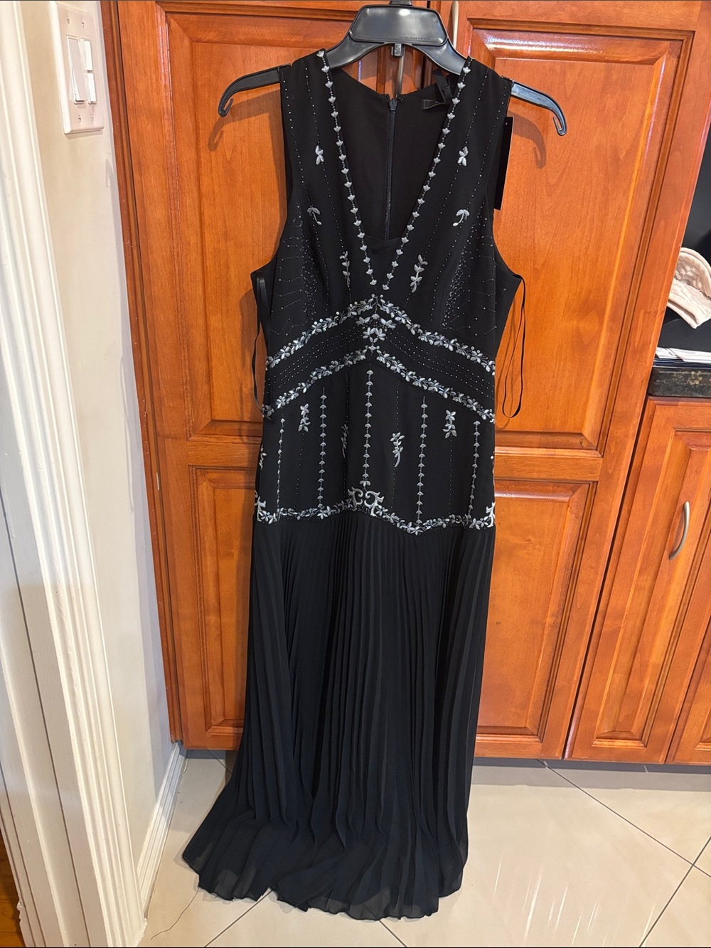 BCBGMaxAzria Black Beaded V-Neck Sleeveless Maxi Dress